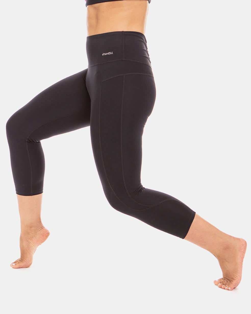 Squeeze Play High-Waist Capri ā Booya Black